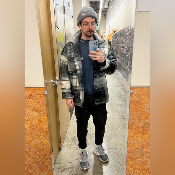 Meet your Posher, Steven - Picture 1 of 5